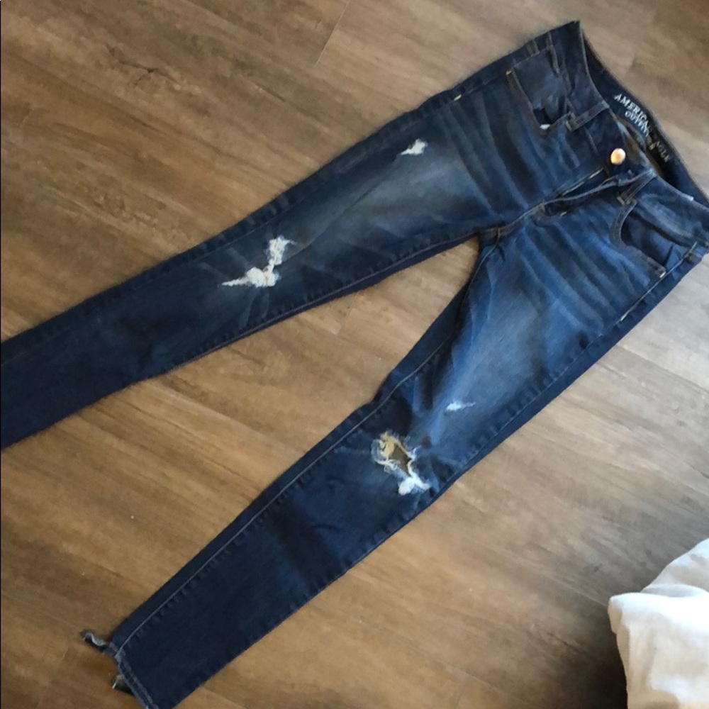 AE super super stretch jeggings distressed